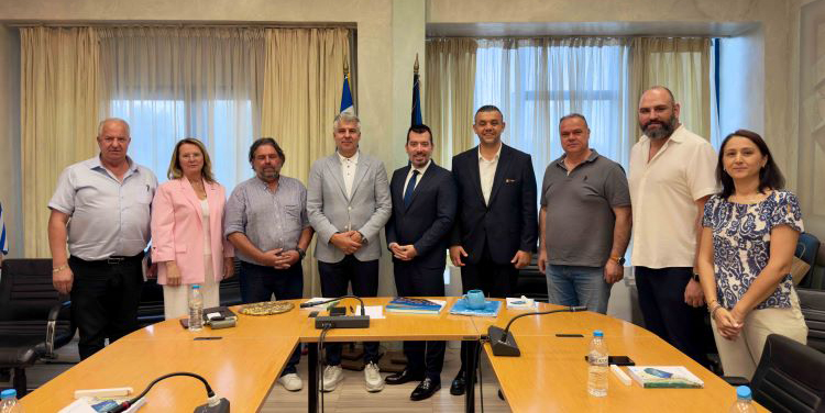 Συνάντηση-του-Περιφερειάρχη-ΑΜΘ-με-εκπροσώπους-του-tursab-Αδριανούπολης