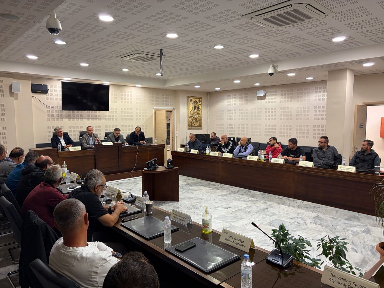 Συνάντηση-των-ποδοσφαιρικών-σωματείων-του-Δήμου-Παγγαίου-με-τη-Δημοτική-Αρχή